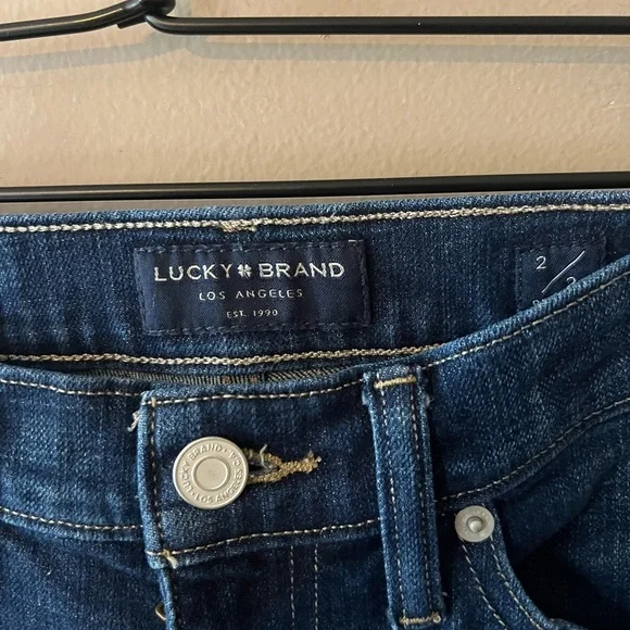 Lucky Brand Low Rise Boot Lolita Jeans - Picture 3 of 5